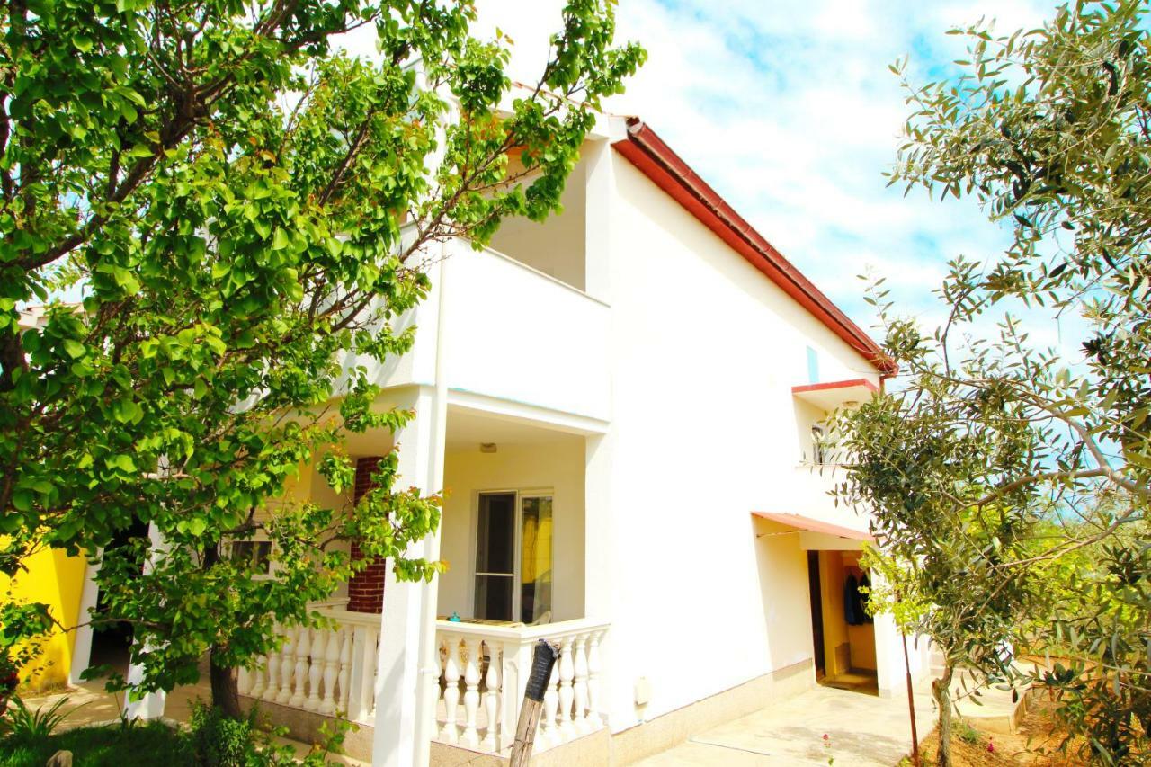 Apartment Sime Nin Esterno foto