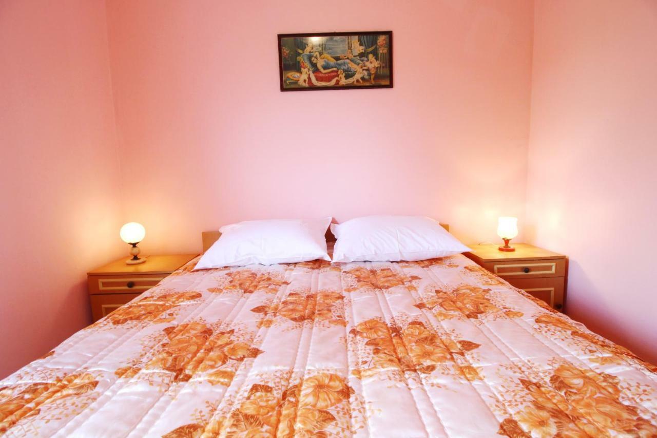 Apartment Sime Nin Esterno foto