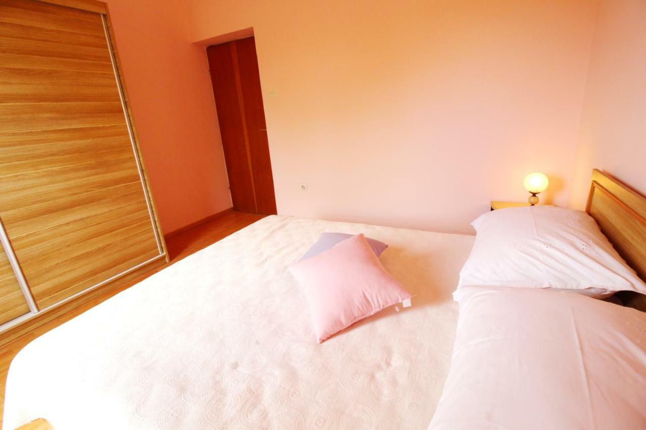 Apartment Sime Nin Esterno foto