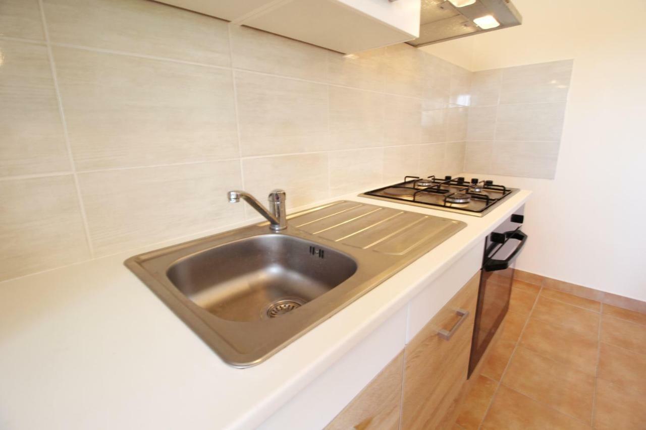 Apartment Sime Nin Esterno foto