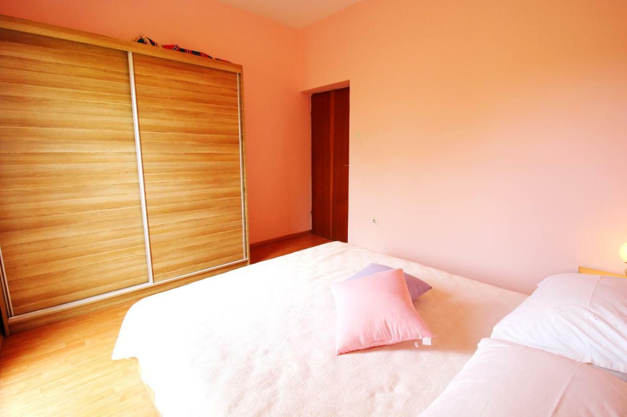 Apartment Sime Nin Esterno foto